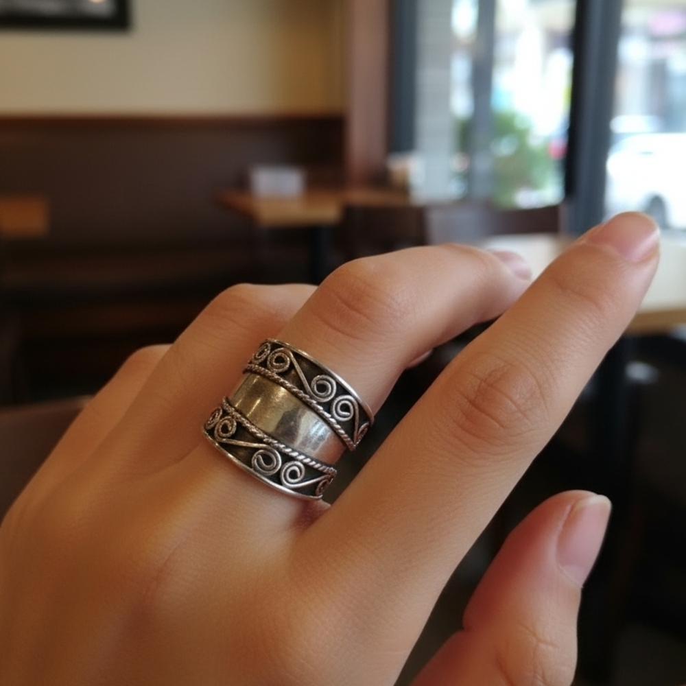 Sterling Silver Scroll Band Ring – Size 5